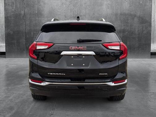 2024 GMC Terrain Denali