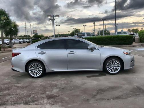 2016 Lexus ES 350 Base