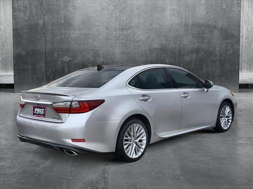 2016 Lexus ES 350 Base