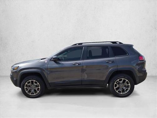 Granite Crystal Metallic Clearcoat 2022 Jeep Cherokee Trailhawk