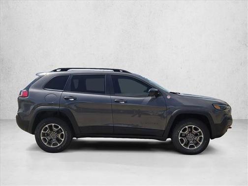 Granite Crystal Metallic Clearcoat 2022 Jeep Cherokee Trailhawk