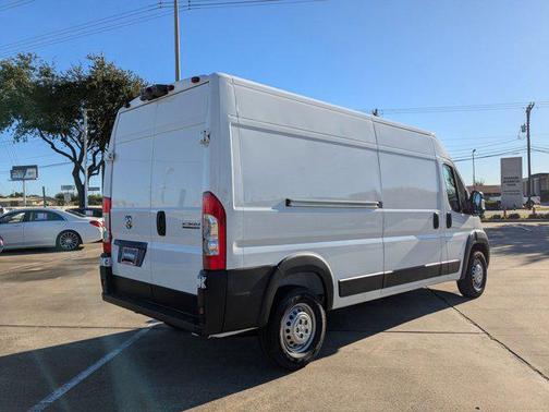 2026 RAM ProMaster 2500 Tradesman
