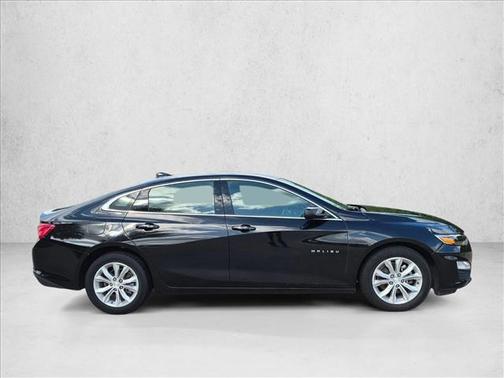 Mosaic Black Metallic 2024 Chevrolet Malibu FWD 1LT