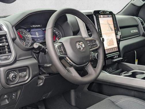 Diamond Black Crystal Pearl-Coat Exterior Paint 2026 RAM 1500 Lone Star