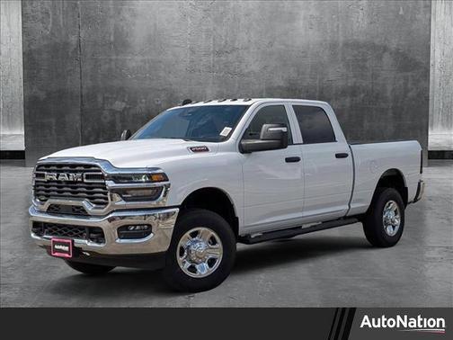 2025 RAM 2500 Tradesman Crew Cab 4x4 6'4' Box