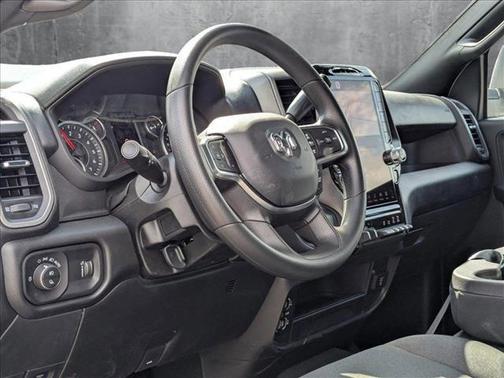 2025 RAM 2500 Tradesman Crew Cab 4x4 6'4' Box