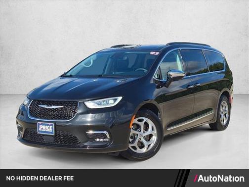 Brilliant Black Crystal Pearlcoat 2023 Chrysler Pacifica Limited