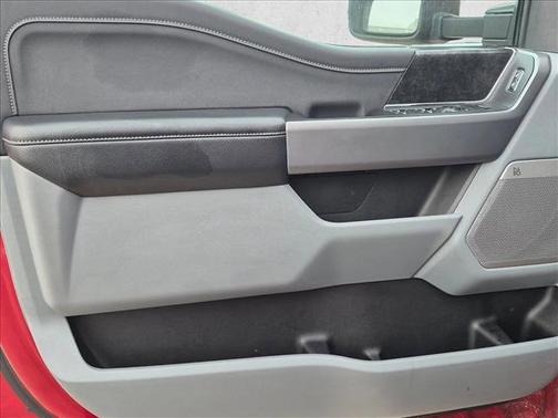 Rapid Red Metallic Tinted Clearcoat 2024 Ford F-250 XLT