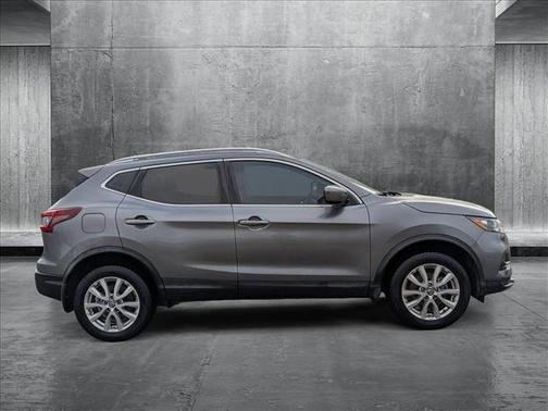 2020 Nissan Rogue Sport SV