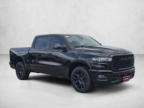 Diamond Black Crystal Pearl-Coat Exterior Paint 2026 RAM 1500 Laramie