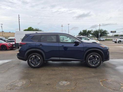 Deep Ocean Blue Pearl 2024 Nissan Rogue SV