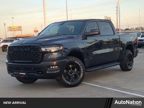 2026 RAM 1500 Warlock Crew Cab 4x4 5'7' Box