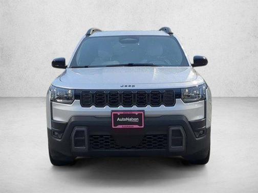 Silver Zynith Clear-Coat Exterior Paint 2026 Jeep Cherokee Laredo 4x4