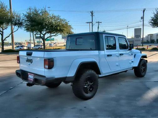 2022 Jeep Gladiator Altitude 4x4