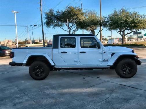 2022 Jeep Gladiator Altitude 4x4