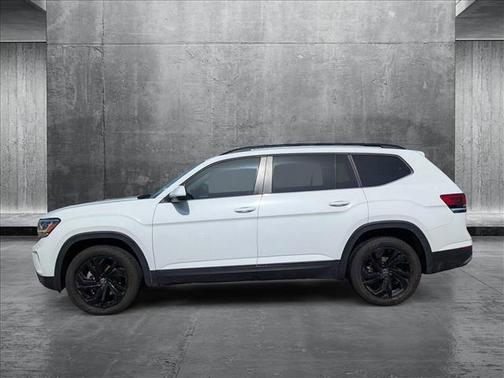 2022 Volkswagen Atlas 2.0T SE w/Technology