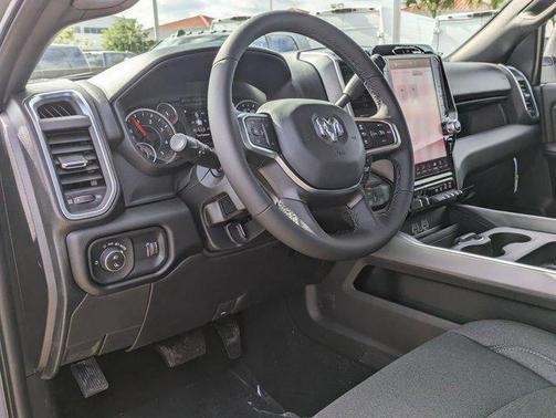 2025 RAM 2500 Lone Star Crew Cab 4x4 6'4' Box