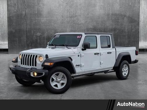 2023 Jeep Gladiator Sport S