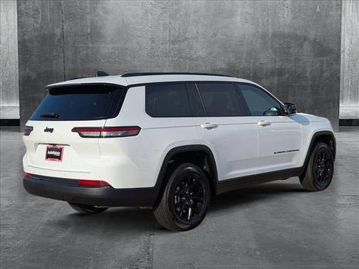 2025 Jeep Grand Cherokee Altitude