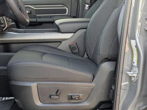 2026 RAM 2500 Lone Star Crew Cab 4x4 6'4' Box