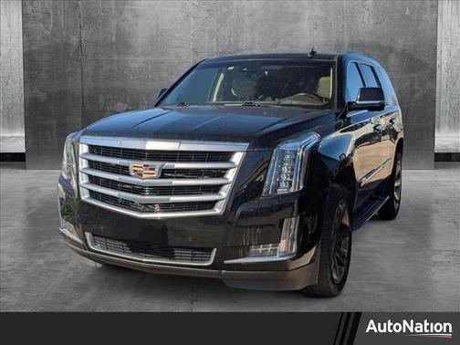 2017 Cadillac Escalade Luxury