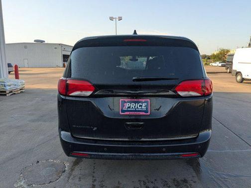 2020 Chrysler Pacifica Touring