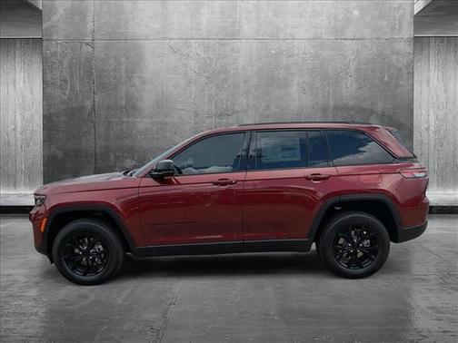 2025 Jeep Grand Cherokee Altitude