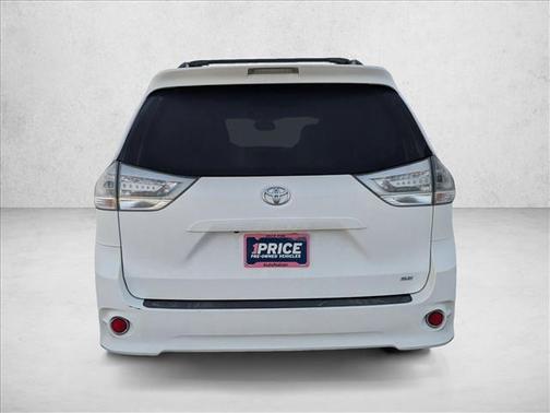 2016 Toyota Sienna SE