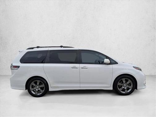 2016 Toyota Sienna SE