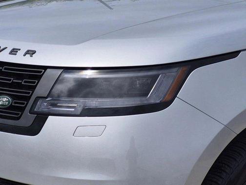 Charente Grey Premium Metallic 2025 Land Rover Range Rover P400 SE