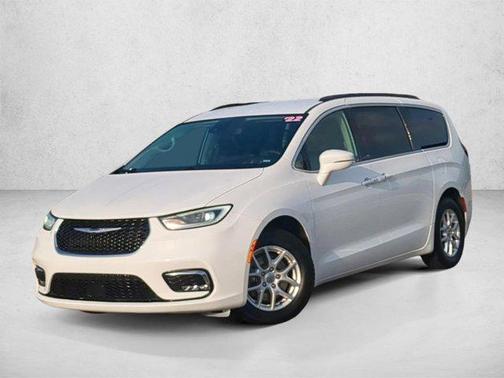 Bright White Clearcoat 2022 Chrysler Pacifica Touring L