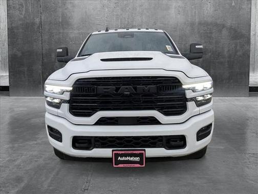 2025 RAM 3500 Laramie Crew Cab 4x4 8' Box