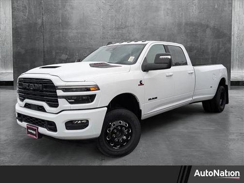 2025 RAM 3500 Laramie Crew Cab 4x4 8' Box