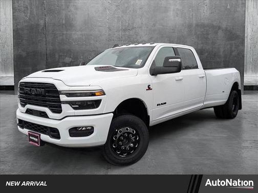 2025 RAM 3500 Laramie Crew Cab 4x4 8' Box