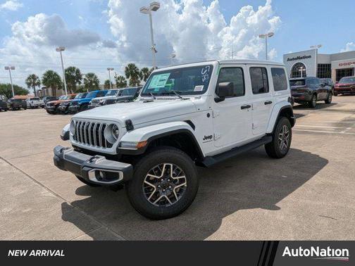2025 Jeep Wrangler 4-Door Sahara 4x4