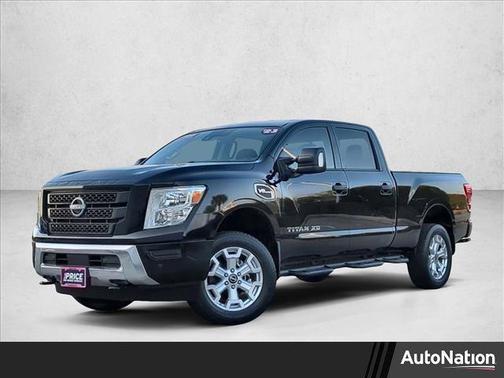 2023 Nissan Titan XD SV