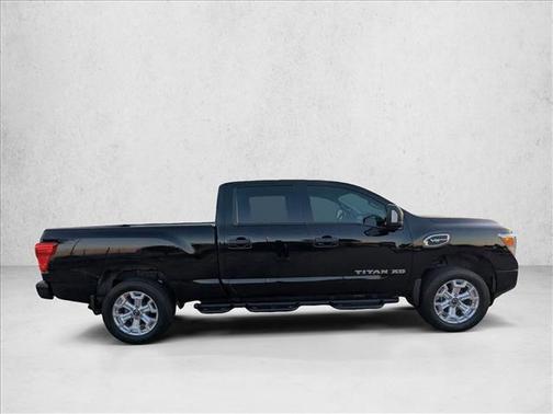 2023 Nissan Titan XD SV