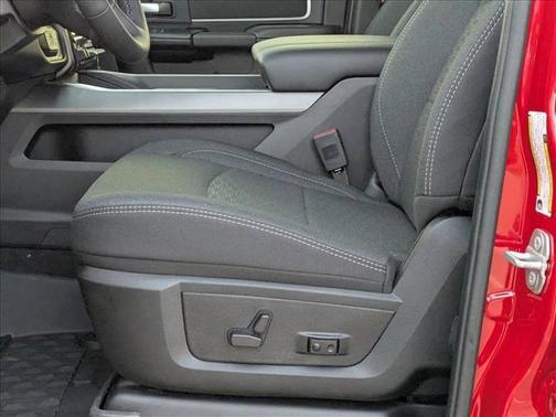 2026 RAM 2500 Lone Star Crew Cab 4x4 6'4' Box