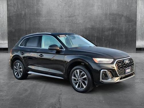 2023 Audi Q5 45 S line Premium