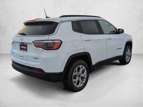 Bright White Clear-Coat Exterior Paint 2026 Jeep Compass Latitude