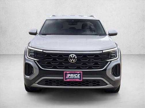 Silver Mist Metallic 2025 Volkswagen Atlas Cross Sport 2.0T SE w/Technology 4MOTION