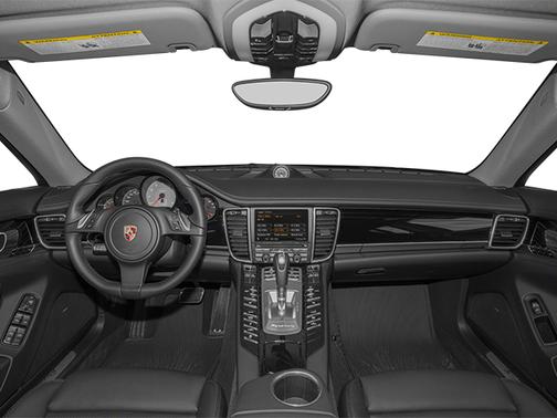 2013 Porsche Panamera 4