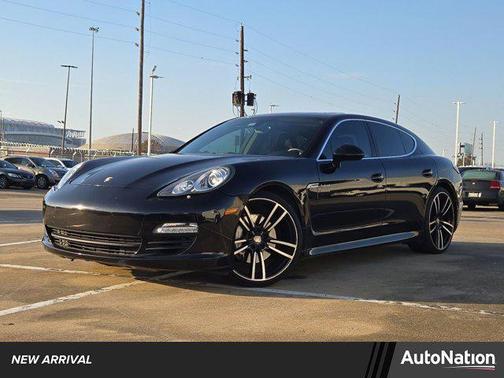 2013 Porsche Panamera 4