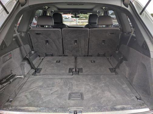 2021 Audi Q7 55 Prestige