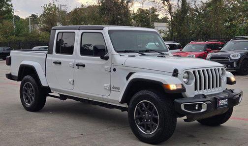 2023 Jeep Gladiator Overland