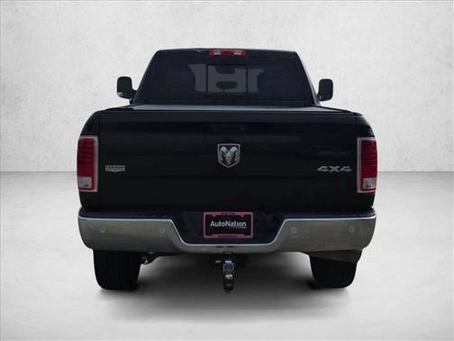 Brilliant Black Crystal Pearlcoat 2016 RAM 2500 Laramie