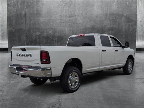 2025 RAM 2500 Tradesman Crew Cab 4x4 8' Box