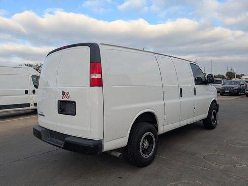 2024 Chevrolet Express 2500 RWD 2500 Regular Wheelbase WT