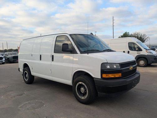 2024 Chevrolet Express 2500 RWD 2500 Regular Wheelbase WT