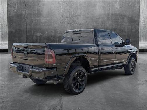 2022 RAM 2500 Laramie Crew Cab 4x4 6'4' Box